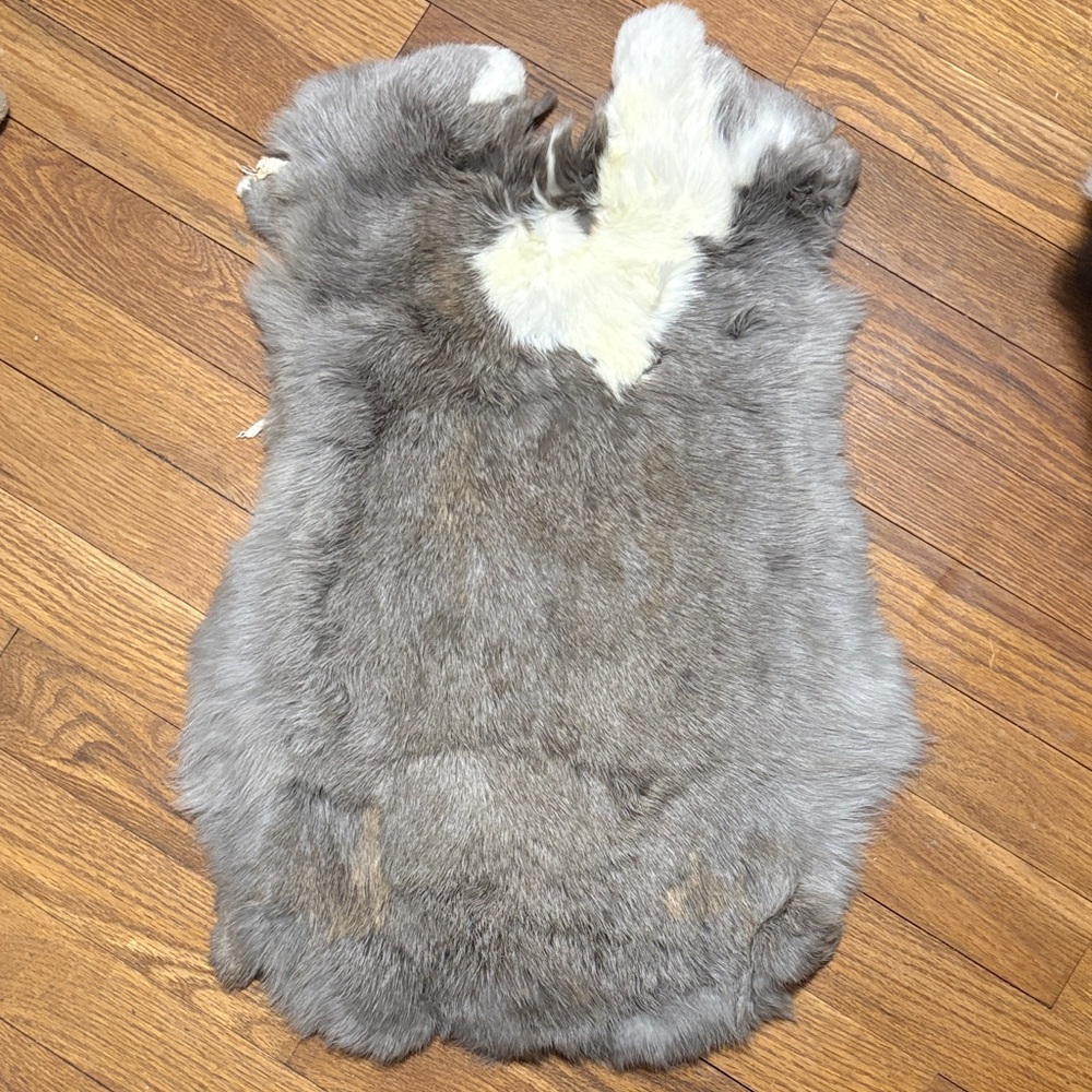#0614 Gray White Real Rabbit Pelt for Crafts